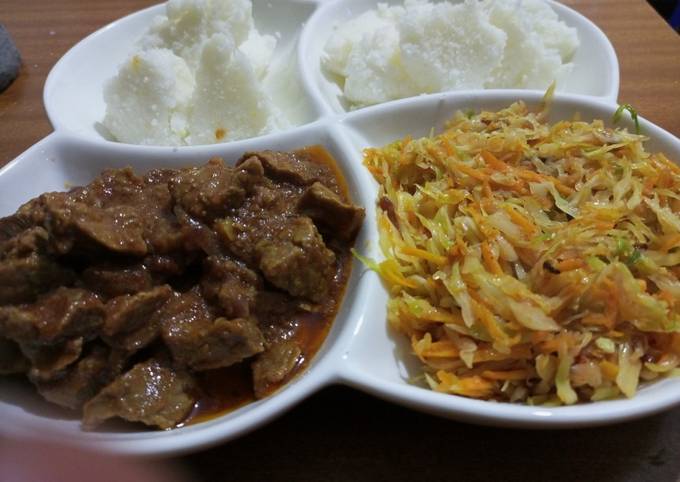 A picture of Ugali beef/cabbages.