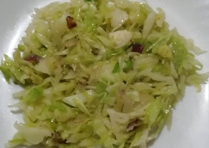 A picture of Crunchy cabbage.