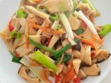 A picture of Stir fry Oyster Mushroom.