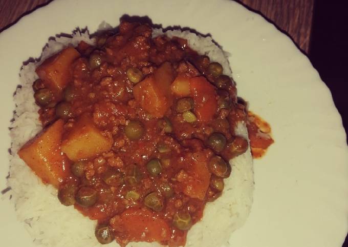 A picture of Mince veggie stew.