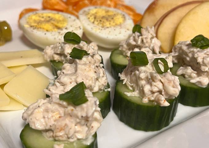 A picture of Chicken salad cucumber bites.