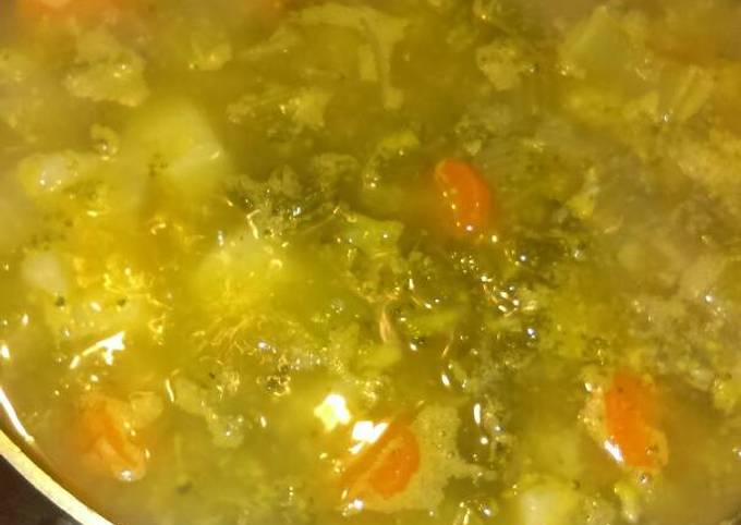 A picture of Vegetable soup.