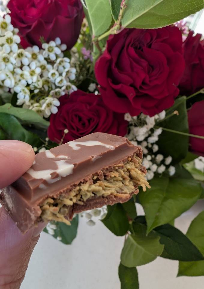 A picture of Pistachio Filling - aka Dubai Chocolate.