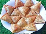 A picture of Vegetable samosa.