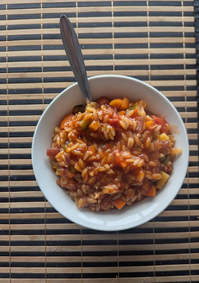 A picture of One-Pot Tomato Orzo.