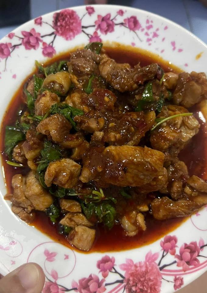 รูปของ ผัดเผ็ดไก่เหนียว