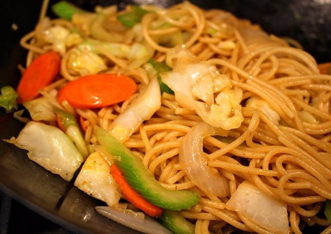 A picture of Super Easy & Inexpensive (Spaghetti) Vegetable Chow Mein.