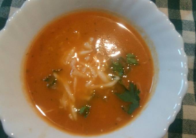 A picture of Cheesy Tomato Soup.