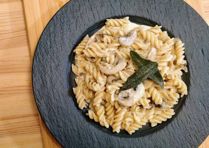 A picture of Cambozola, mushroom and sage pasta.