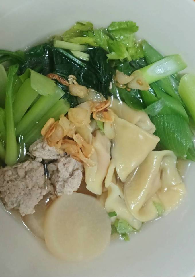รูปของ เกี๊ยวน้ำหมูสับ