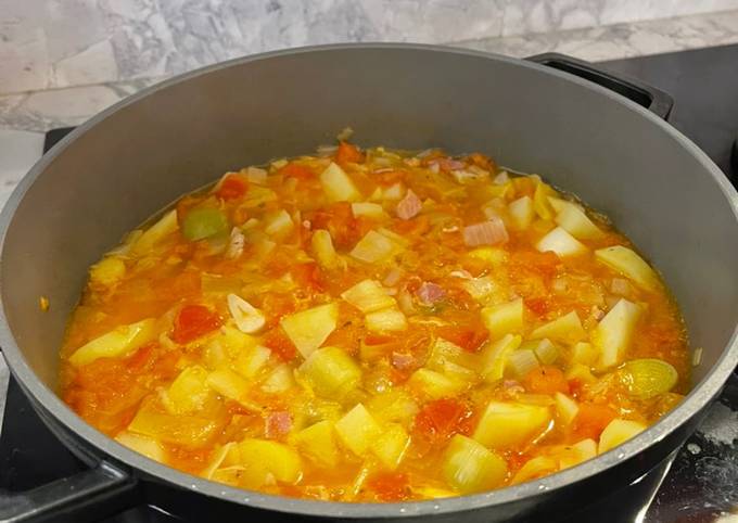 A picture of Vegetable soup for cold winter days.