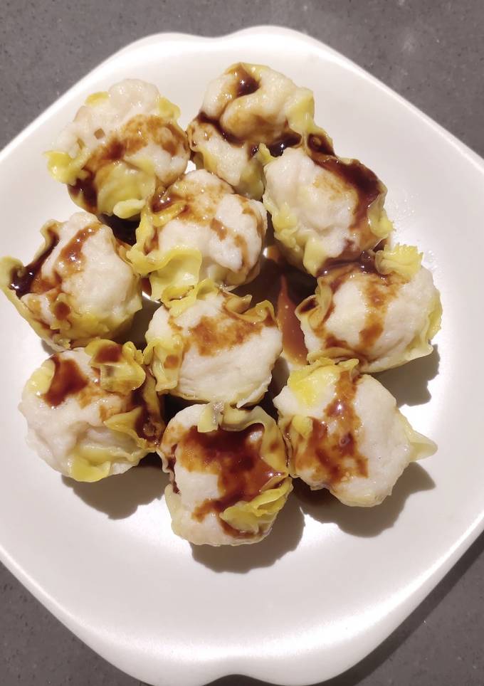 A picture of Siomai.