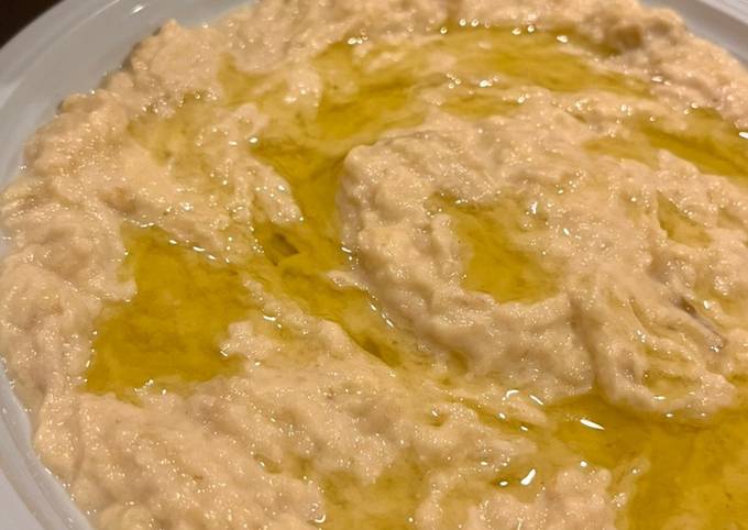 A picture of Smoky Lebanese Baba Ghanouj (Aubergine Moutabbal) - the real stuff 🔥.