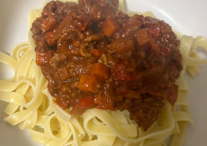 A picture of Bolognaise.