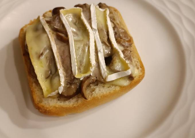 A picture of Bruschetta with Beef and Mushrooms.