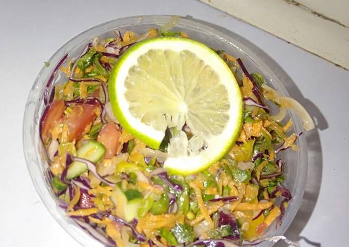 A picture of Red cabbage and capsicum salad.