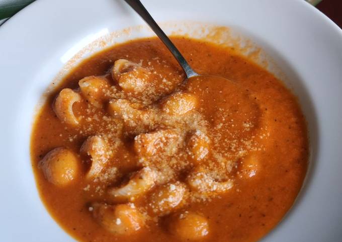 A picture of Creamy Tomato Bisque with Pasta.