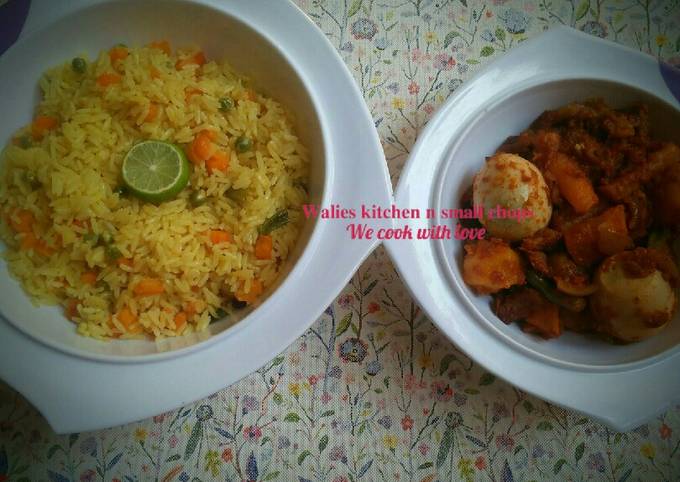 A picture of Lemon veg rice with potato and carrot soup.