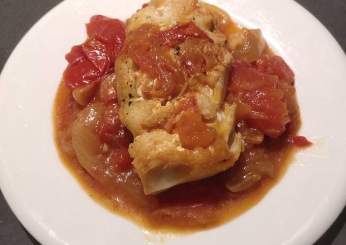 A picture of Fish in Tomato Sauce.