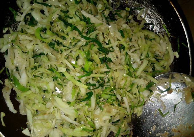 A picture of Fried cabbage.