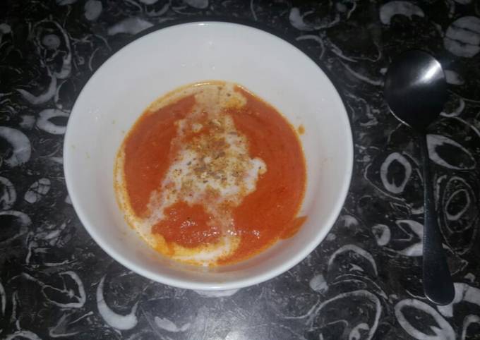 A picture of Carrot tomato soup.