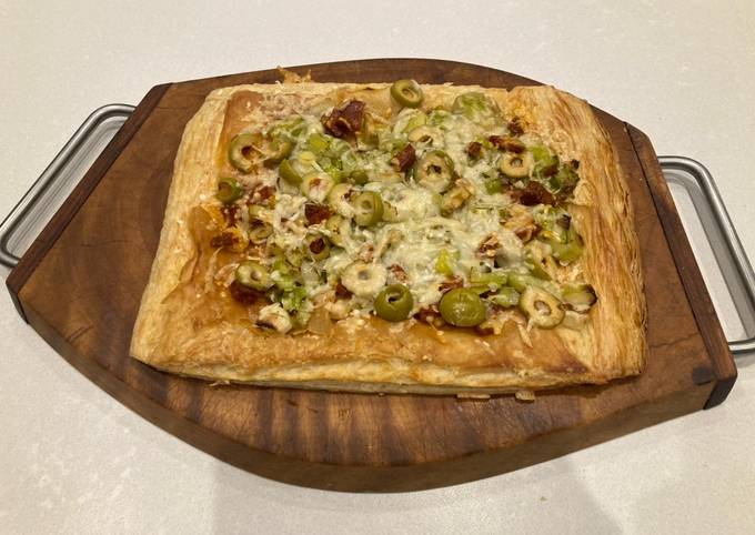 A picture of Leek and Parmesan tart.