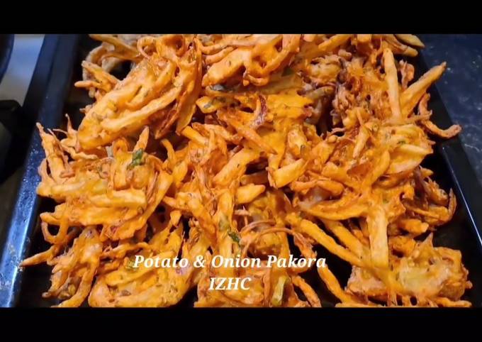 A picture of 🥘🫕Potato and Onion Pakora🫕🥘.