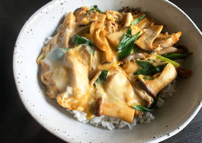 A picture of Asian Mushrooms & Egg Rice Bowl.