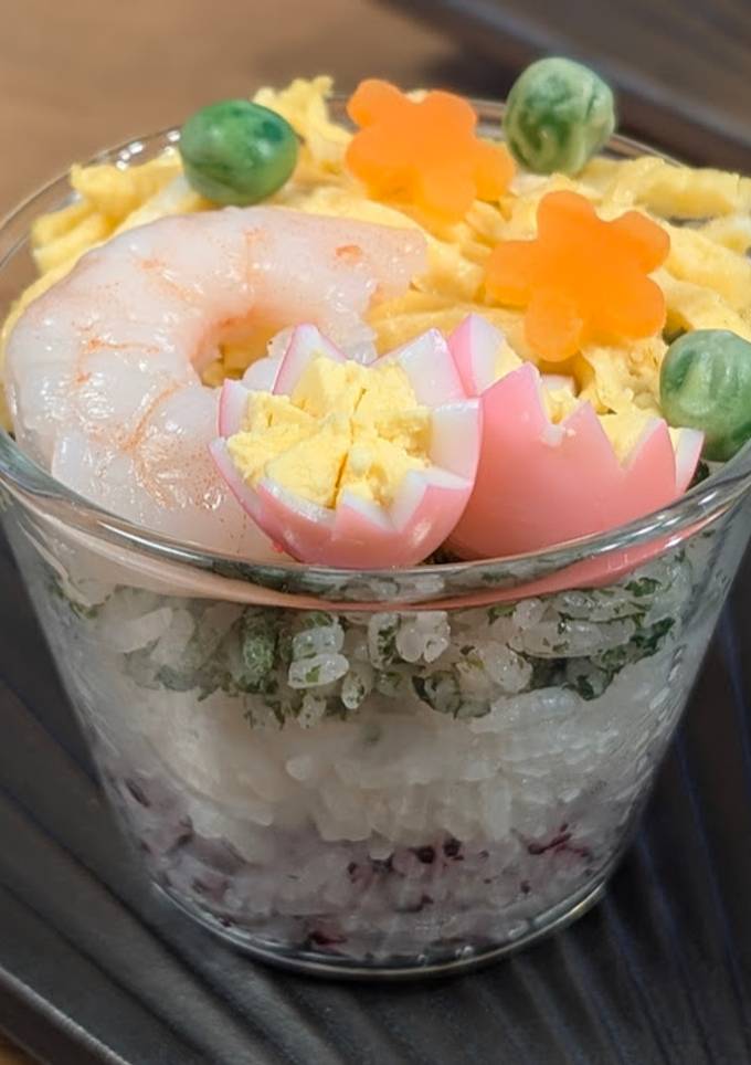 A picture of ★ Chirashi-Sushi in Cup ★.