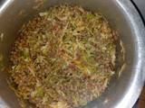 A picture of Lentils with cabbage.