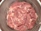 รูปของ หมูนุมหมูนุ่ม