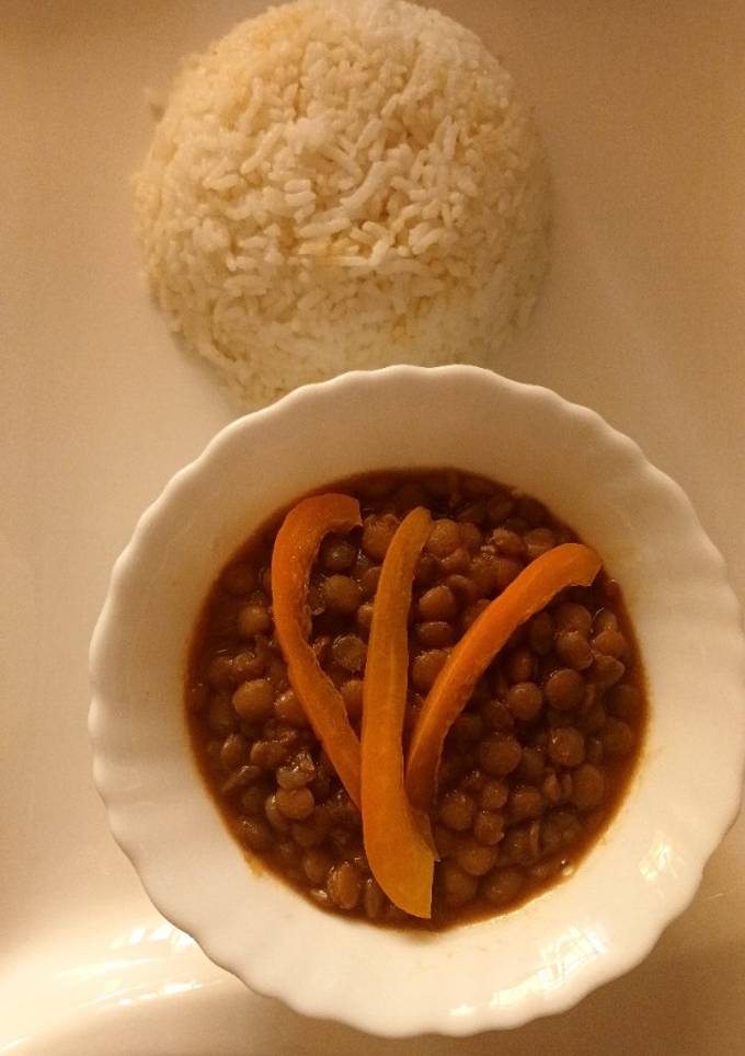 A picture of Brown daal stew.