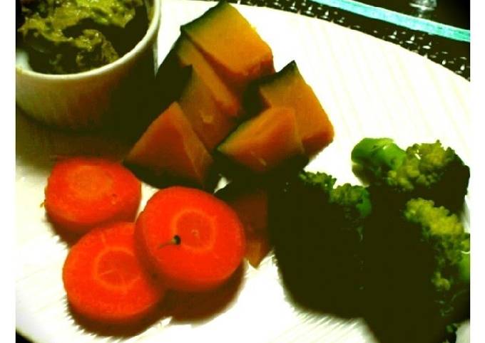 A picture of Steamed Vegetables with Avocado Sauce.