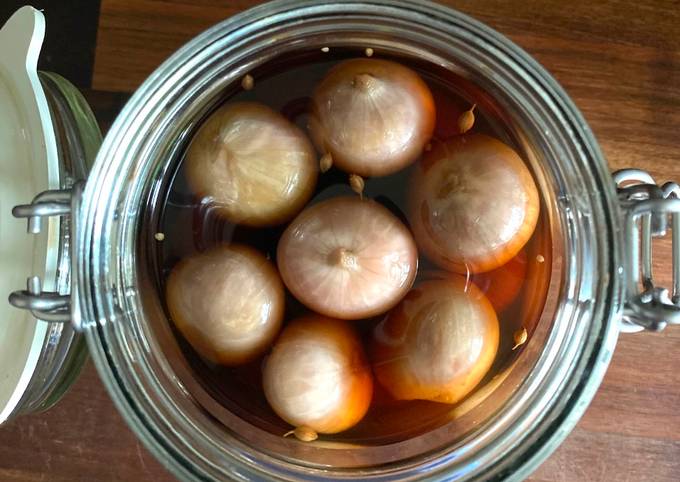 A picture of Pickled Onions.