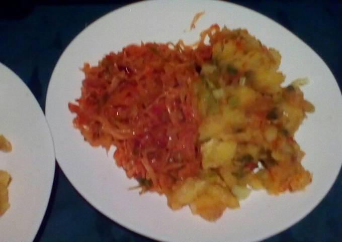 A picture of Mashed bananas with cabbage.