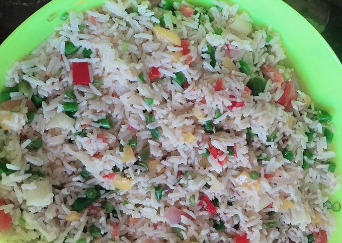 A picture of Vegetable Rice#myfavouriteeasterdishcontest#.