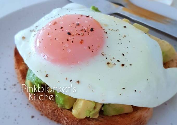 A picture of Avocado & Egg on Toast.