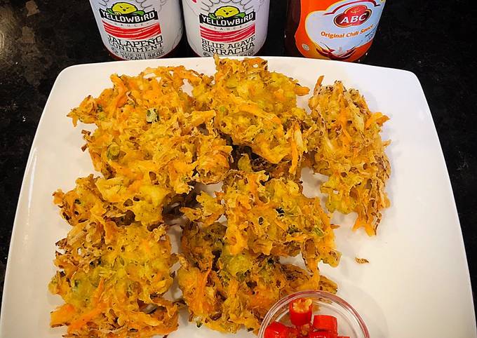 A picture of Vegetables Fritters (Indonesian Bala-Bala).