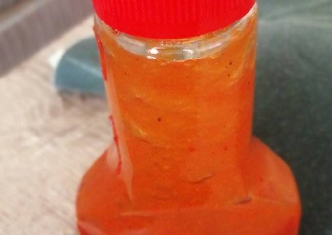 A picture of Homemade tomato sauce.