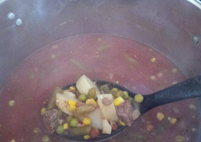 A picture of Delicious Beef Vegetable Soup..