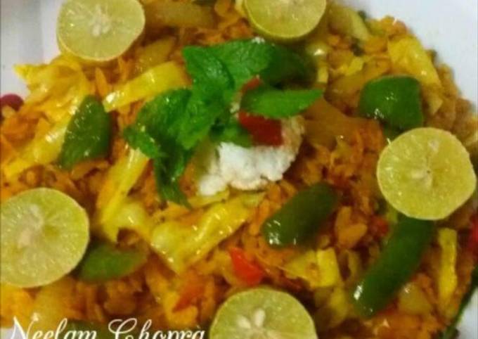 A picture of Vegetable Poha.