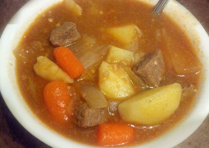 A picture of Beefy Vegetable Stew.