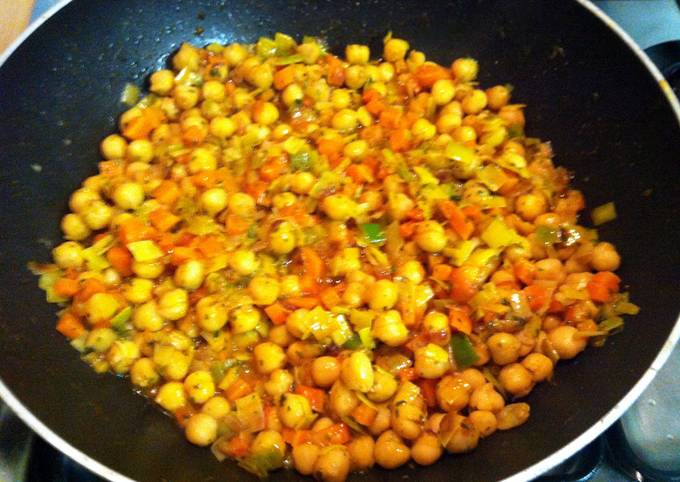 A picture of Vegetables and Chickpeas Wok.