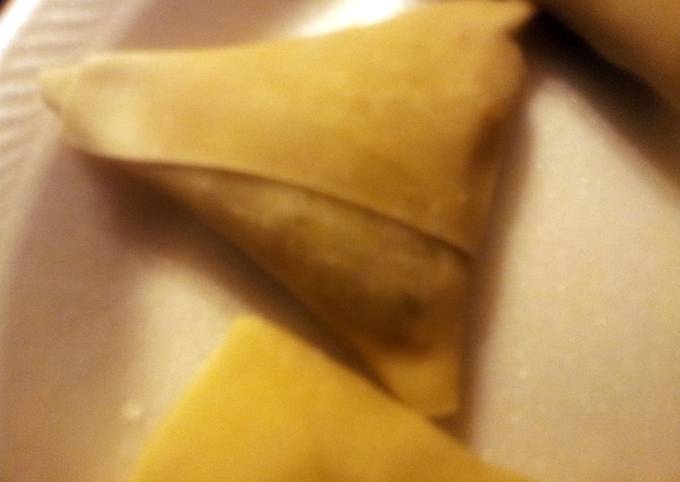 A picture of Sheree's Vegetable/ Potato  Samosas.