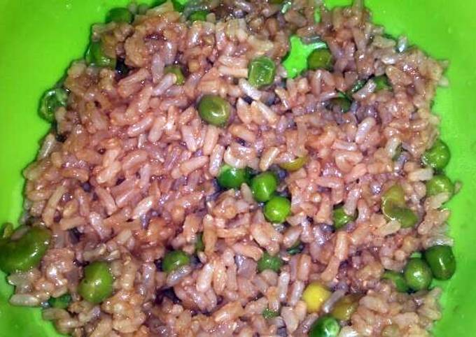 A picture of Quick fried vegetable rice.