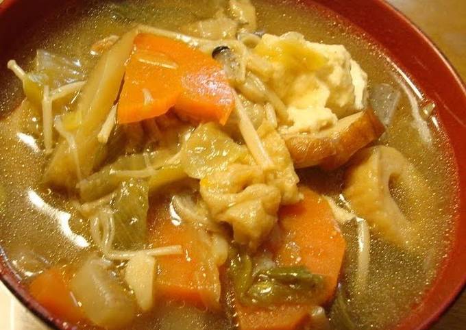 A picture of Kenchin soup in the training (Tofu, Pork, and Vegetable Soup).