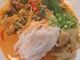 รูปของ ขนมจีนแกงไก่ใส่หน่อไม้