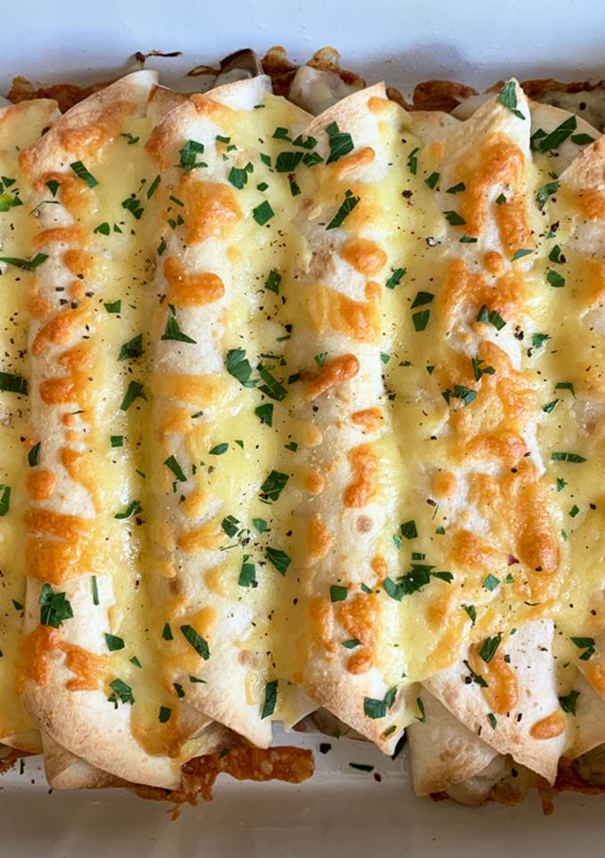 A picture of Creamy Chicken & Mushroom Enchiladas.