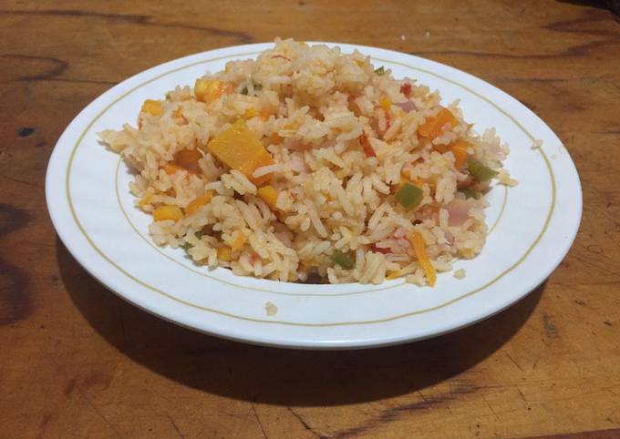 A picture of Vegetable rice.