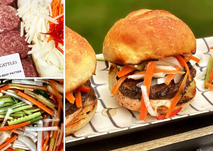 A picture of Grilled Bánh Mi Wagyu Beef Sliders with Pickled Vegetables.